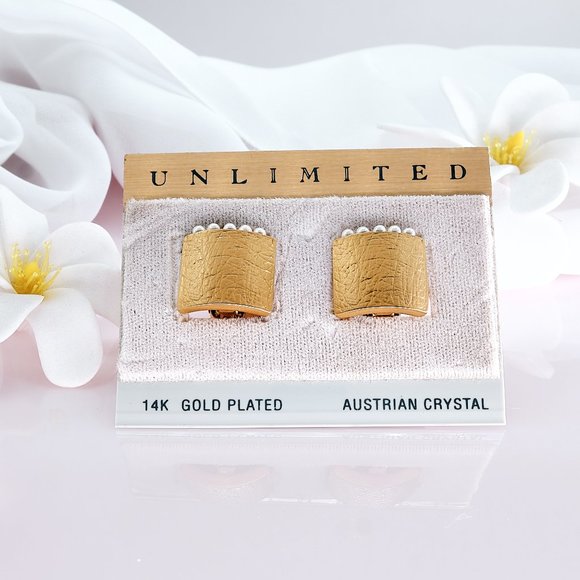 Unlimited Clip On Earrings, 14K Gold Plated, Vintage Earrings - Picture 6 of 9